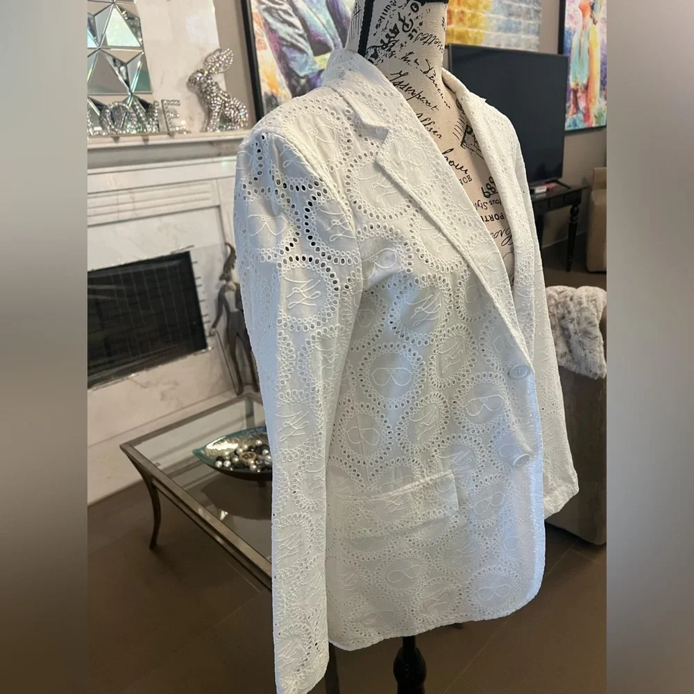 🆕 Karl Lagerfeld Paris Cotton Eyelet Two Button Blazer - Picture 8 of 16
